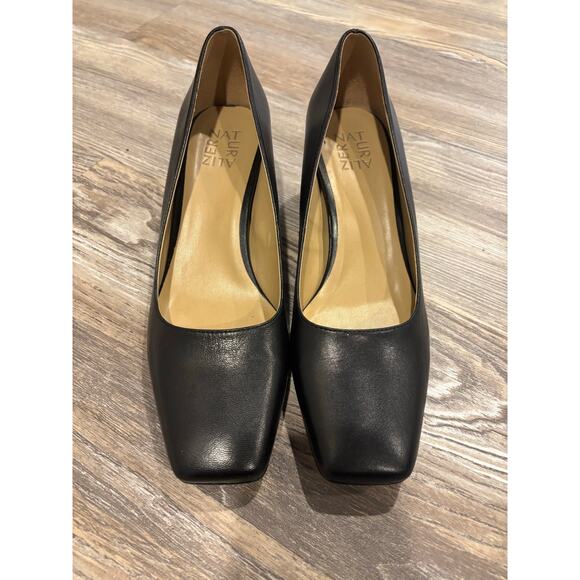 Naturalizer Karina Leather Block Heel Pump Size 9 - Picture 2 of 9